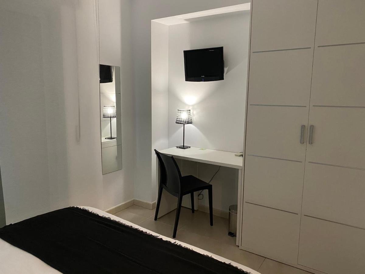 Hostal Somnis Suria Exterior foto