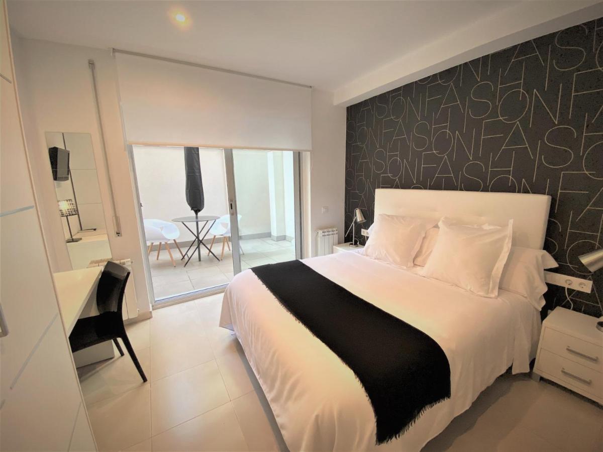 Hostal Somnis Suria Exterior foto