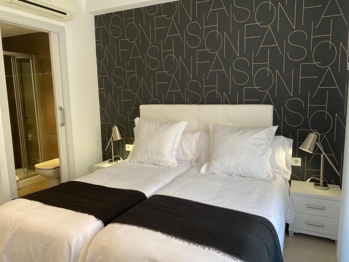 Hostal Somnis Suria Exterior foto